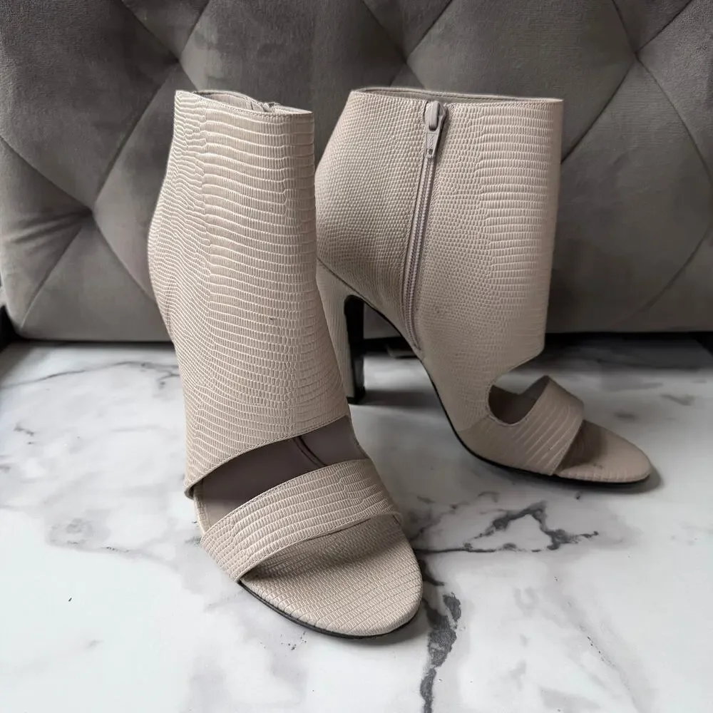 Vince Sansa Light Gray Taupe Leather Open Toe Bootie Heels Size 9.5